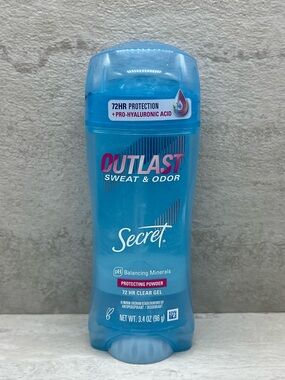 🎊 $7 Secret Outlast Clear Gel Protecting Powder Clear Gel Antiperspirant